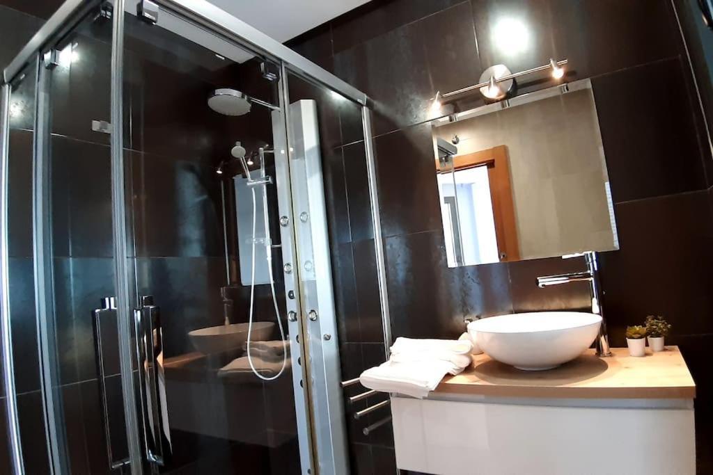 Luxeinburgos Atico Con Vistas Espectaculares Apartment Luaran gambar
