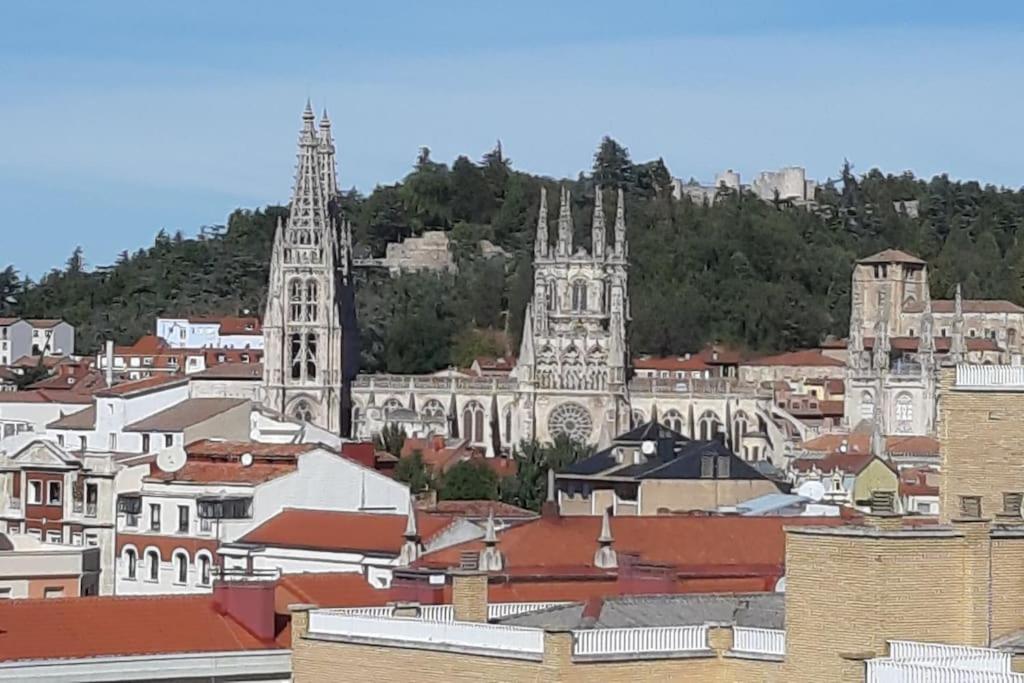 Luxeinburgos Atico Con Vistas Espectaculares Apartment Luaran gambar
